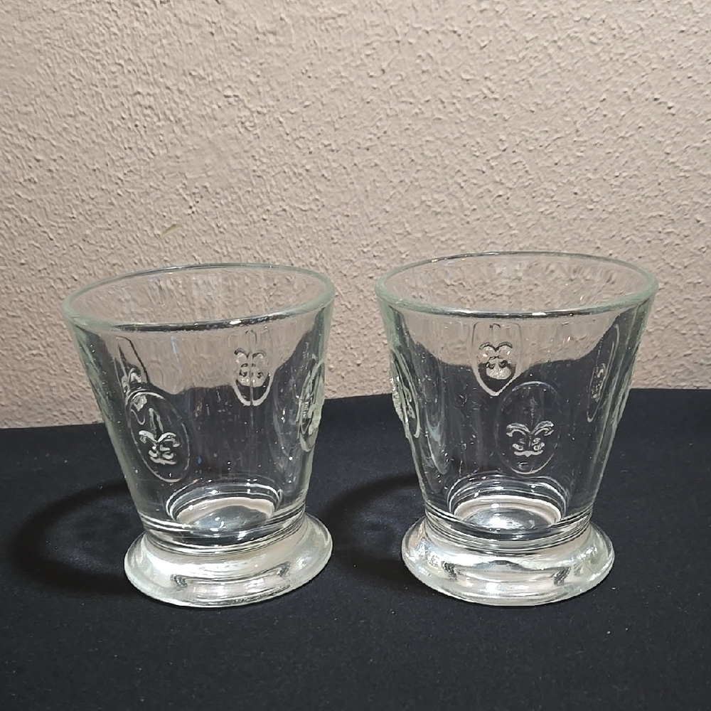 La Rochere Fleur De Lis Set Of Two Rocks Glasses.